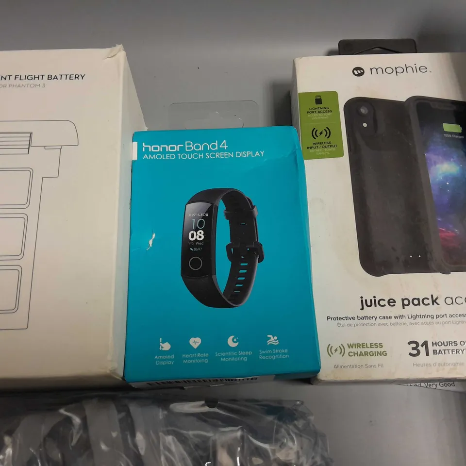 LOT OF 7 ASSORTED ITEMS TO INCLUDE FROZEN BEDTIME BUDDY, PHANTOM 3 FLIGHT BATTERY AND JUICE PACK FOR IPHONE XR