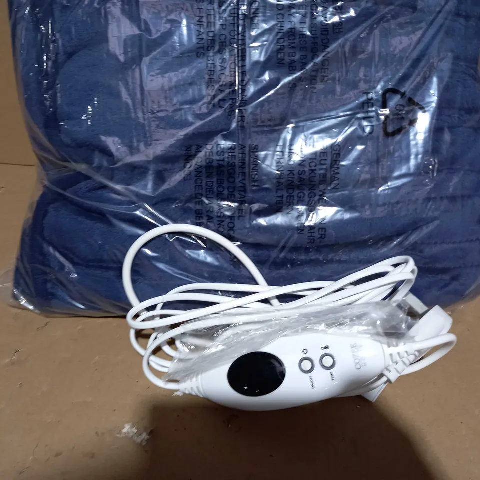 COZEE HOME OVERSIZED WRAP - NAVY