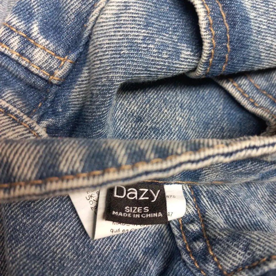 DAZY DENIM SHORTS – WOMEN'S BLUE JEANS, FRAYED - SIZE S 