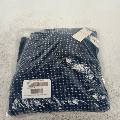 ABERCROMBIE & FITCH KNITTED JUMPER - SIZE M