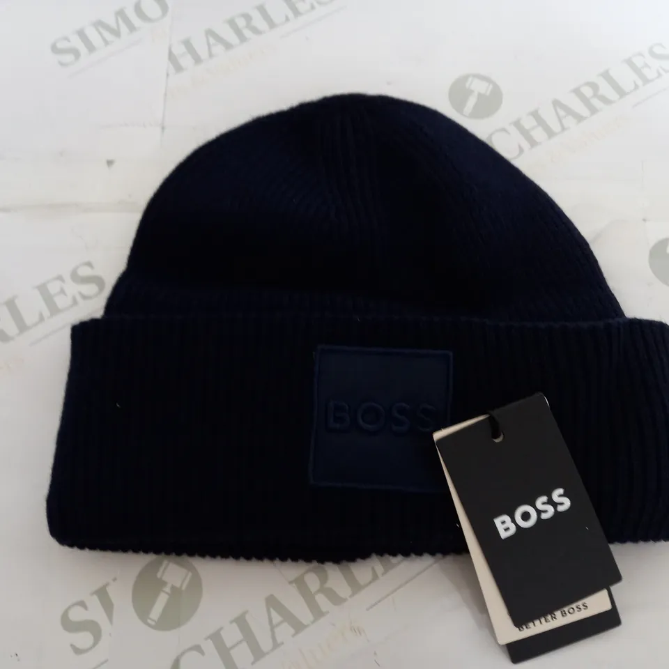 BOSS BEANIE HAT IN NAVY