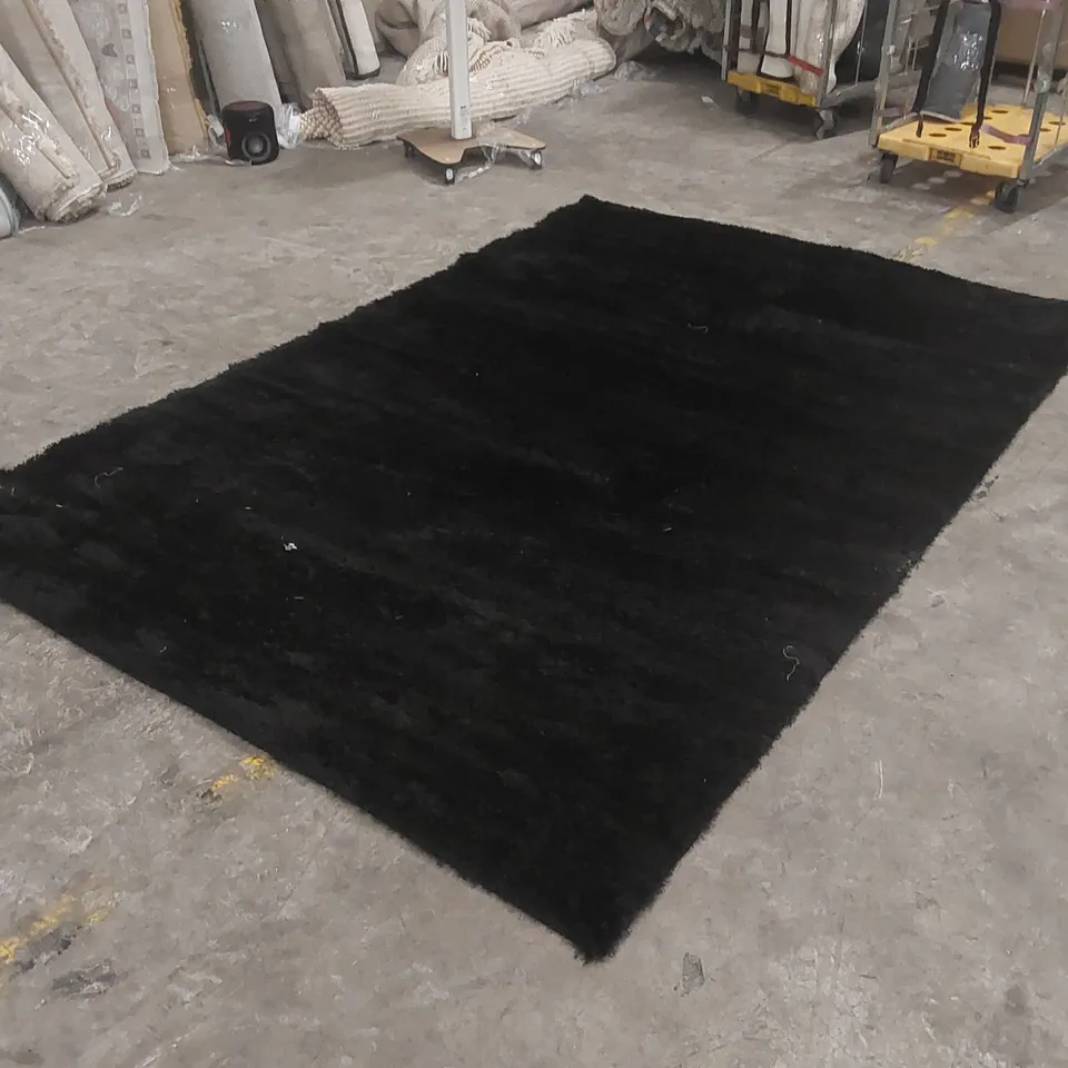 QUALITY DESIGNER AREA RUG - APPROXIMATELY 285 x 200cm