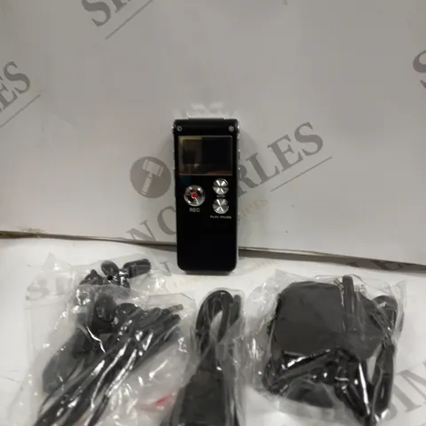 BOXED DESIGNER DIGITAL VOICE RECORDER & ACCESSORIES