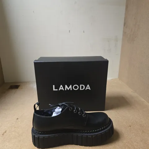 LAMODA BLACK LEATHER PLATFORM DERBY SHOES – MEN'S - EUR SIZE 40 