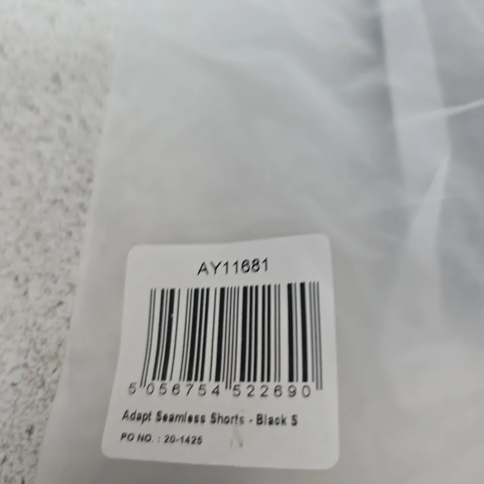 BAGGED AYBL ADAPT SEAMLESS SHORTS – BLACK, UK S