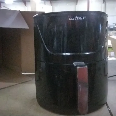 BOXED 5 L FAMILY DIGITAL TOUCHSCREEN AIR FRYER