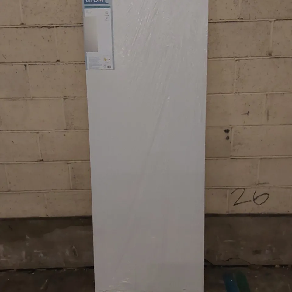 GEOM WHITE SMOOTH INTERAL DOOR // SIZE: 1981 X 762 X 35mm