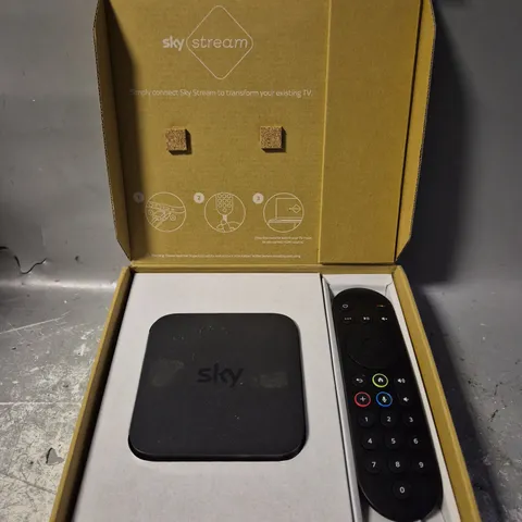 SKY MULTI ROOM STREAMING PUCK