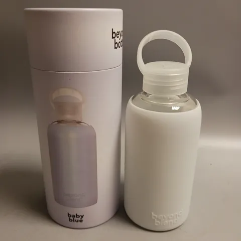 BEYOND BLEND GLASS WATER BOTTLE WITH SILICONE SLEEVE IN BABY BLUE 500ML