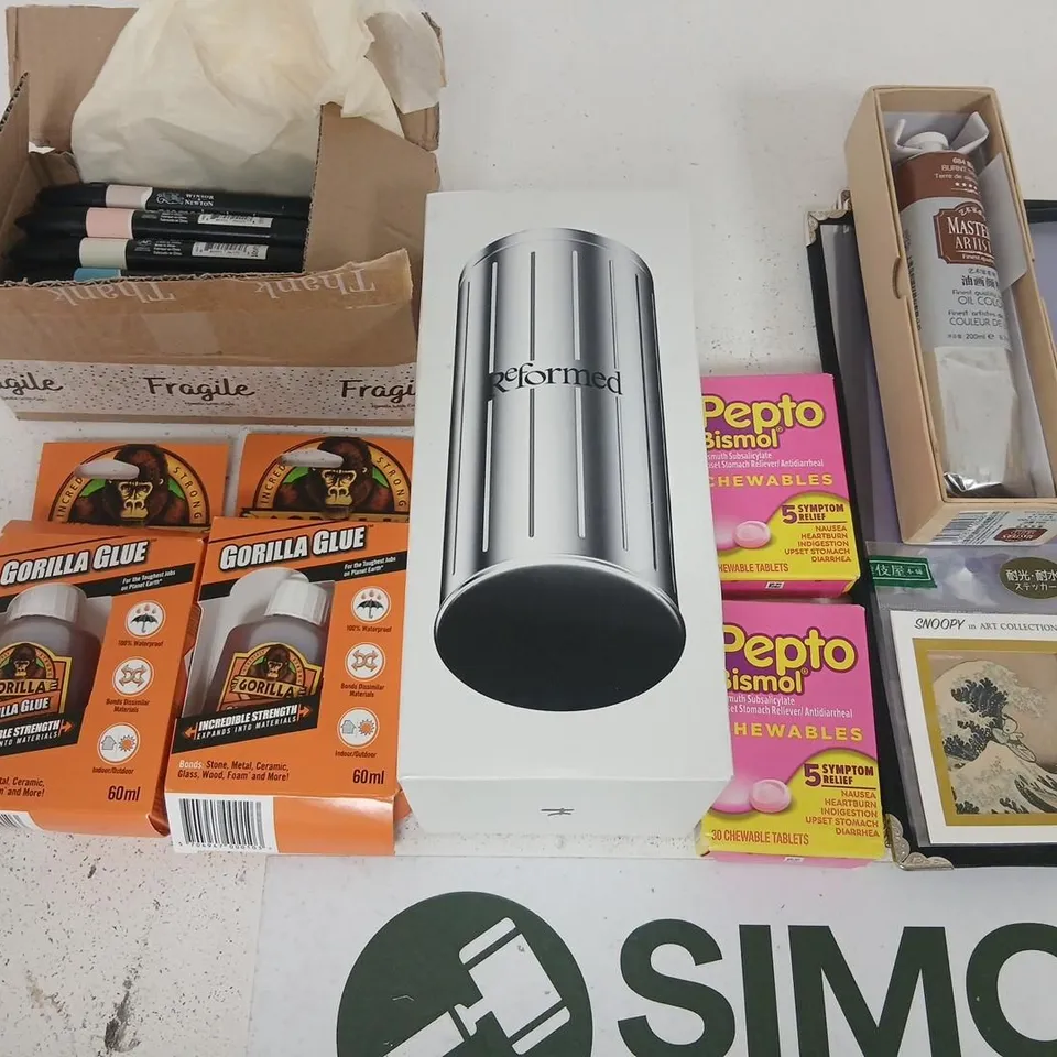 MIXED LOT OF HOUSEHOLD ITEMS: GORILLA GLUE, PEPTO-BISMOL, MASTER ARTIST TUBE, SNOOPY ART CARD & FRYING PAN
