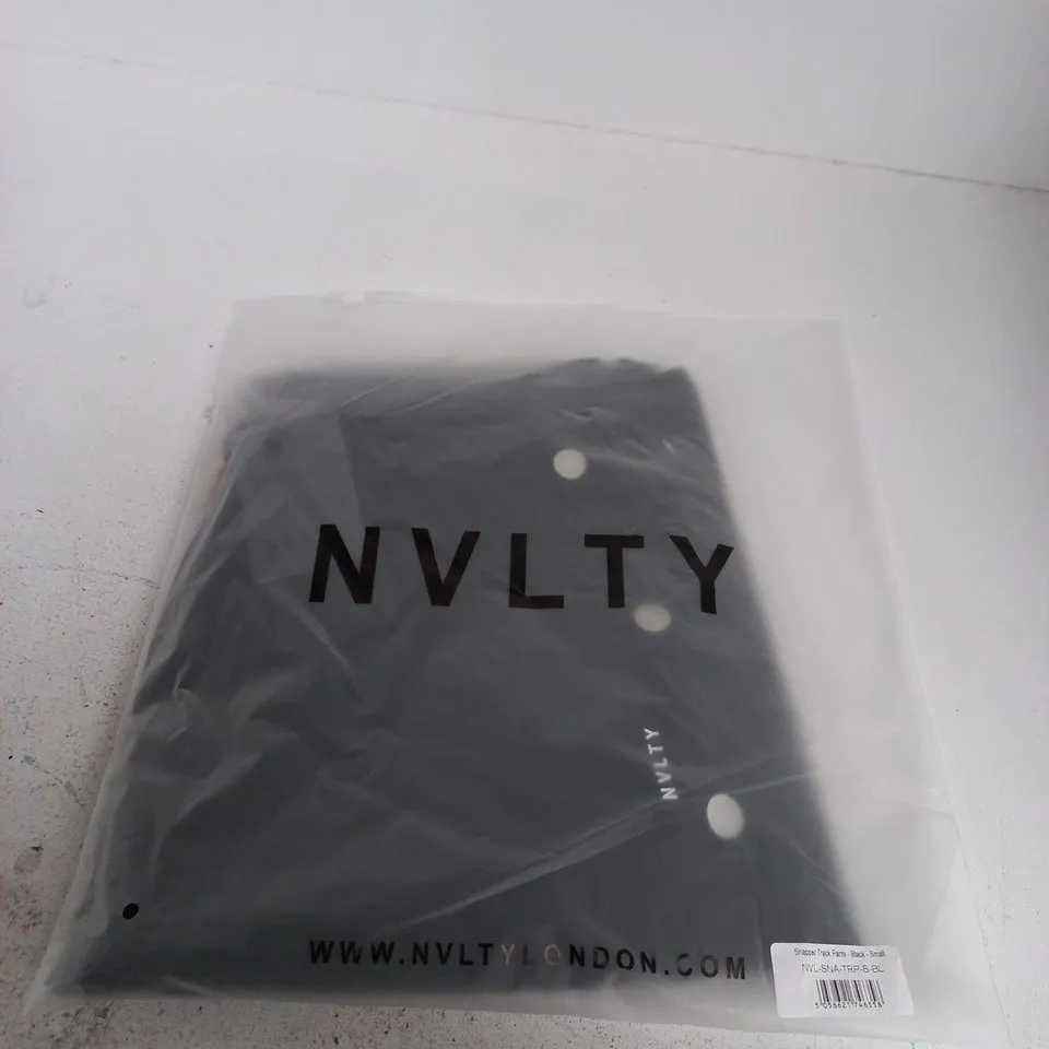 NVLTY SNAPPER TRACK PANTS - BLACK - SMALL