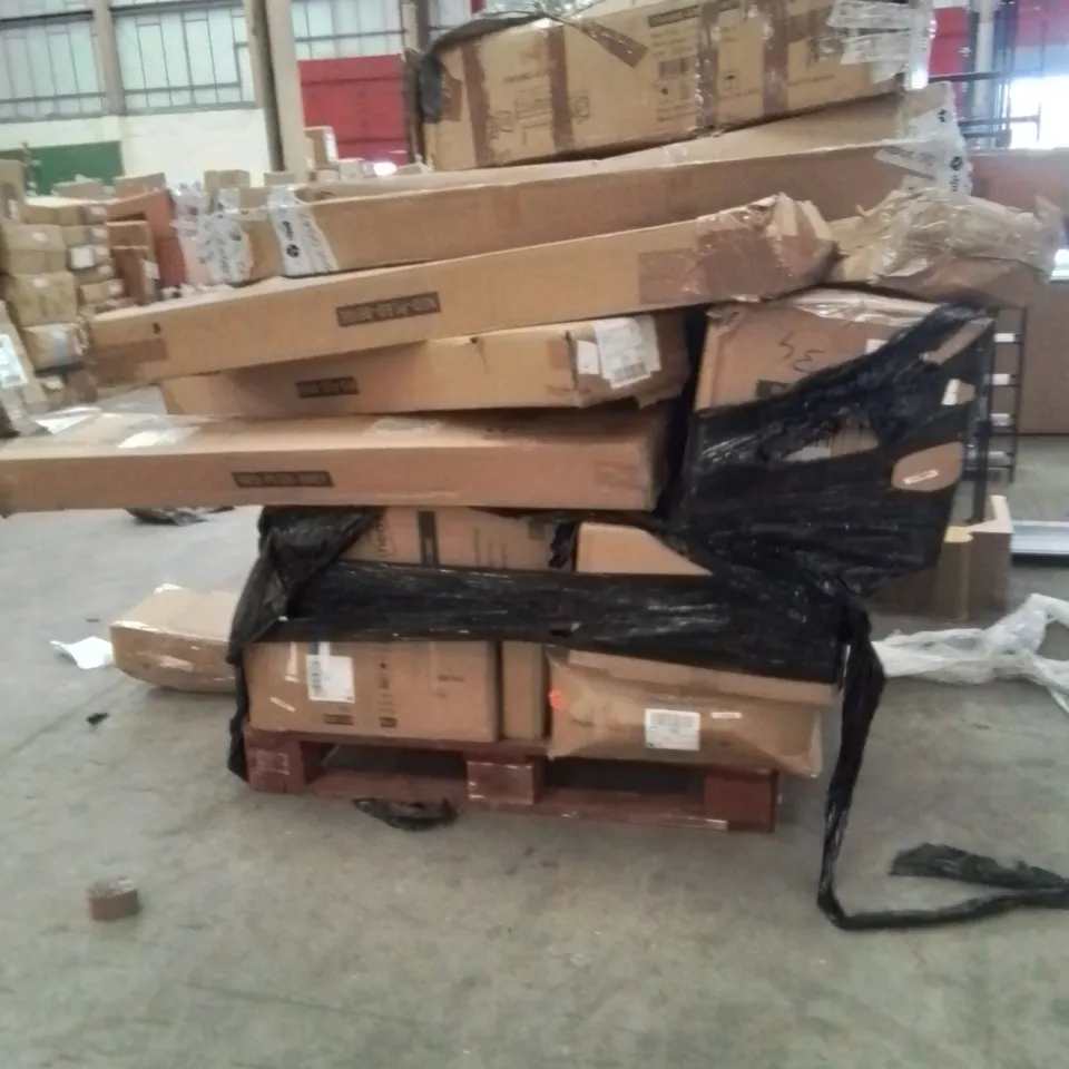 PALLET OF ASSORTED HOUSEHOLD GOODS AND PRODUCTS TO INCLUDE;LED PARASOL,RATTAN GARDEN FURNITURE SET,DEHUMIDIFIER,DINING CHAIRS,PARASOL BASES,ELECTRIC HEATED UNDERBLANKET