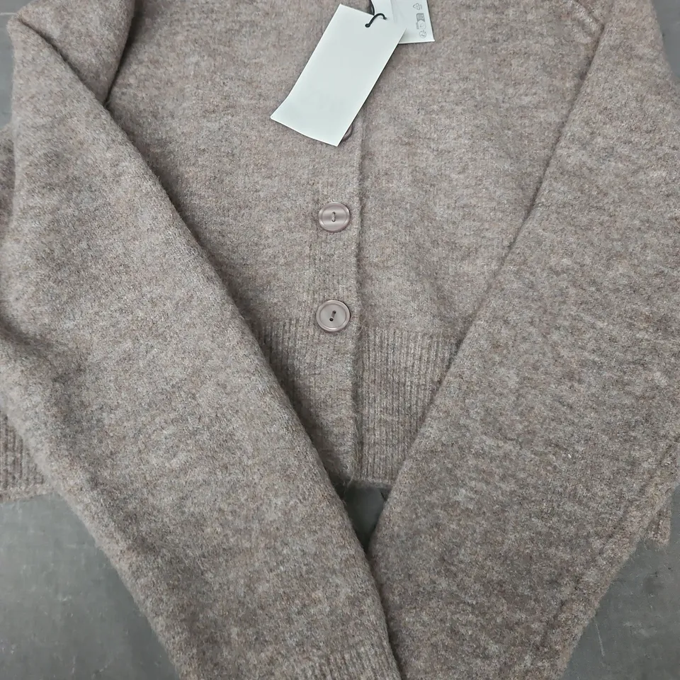 ZARA CREW NECK BUTTON-UP CARDIGAN IN MOCHA SIZE MEDIUM
