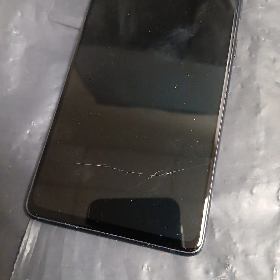 SAMSUNG GALAXY S20 FE 5G SMARTPHONE – COSMIC BLUE (BOXED)