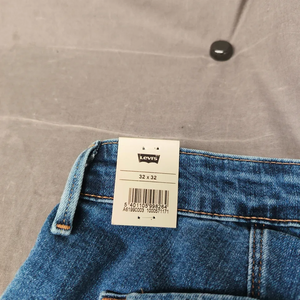 LEVI'S 712 SLIM JEANS TAGGED W32 L 32