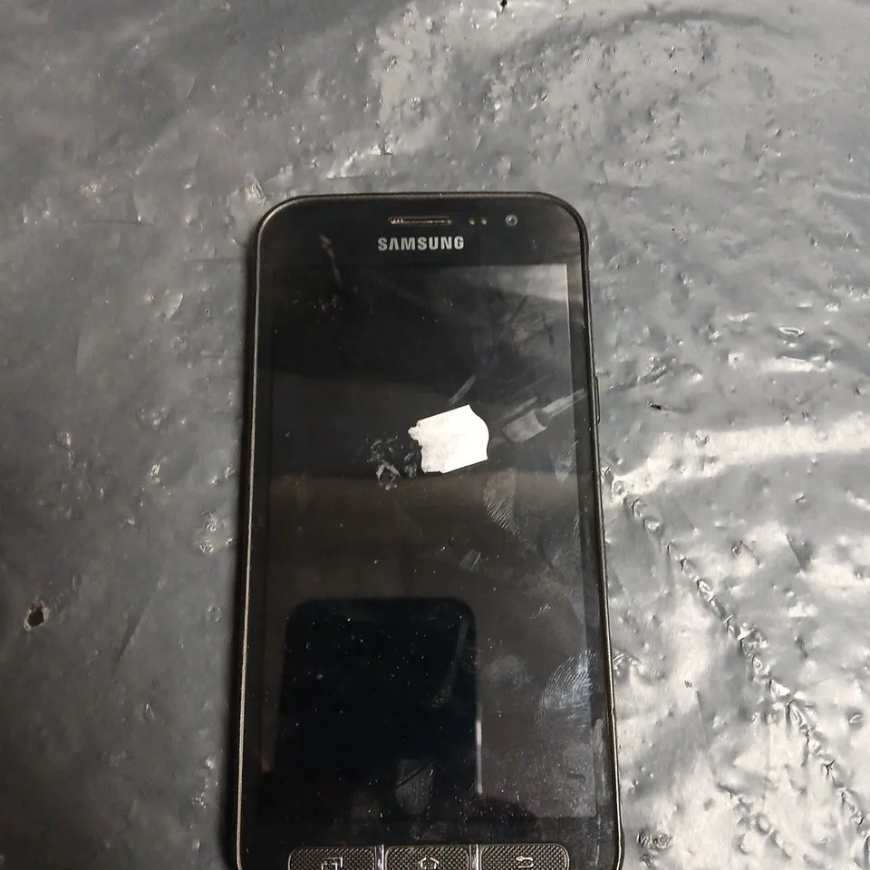 SAMSUNG SMARTPHONE – BLACK - MODEL UNSPECIFIED