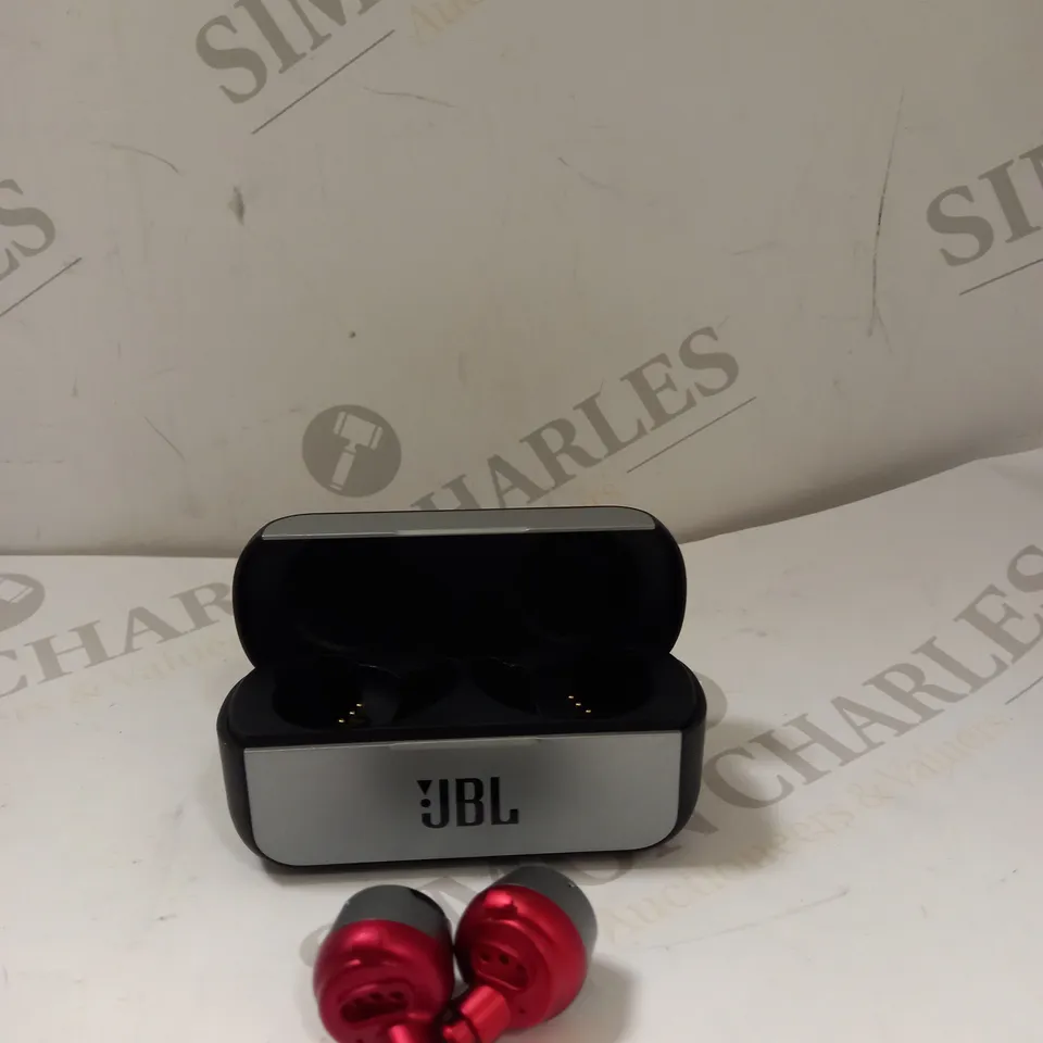 JBL REFLECT FLOW - TRULY WIRELESS IN-EAR SPORT HEADPHONES IN BLACK