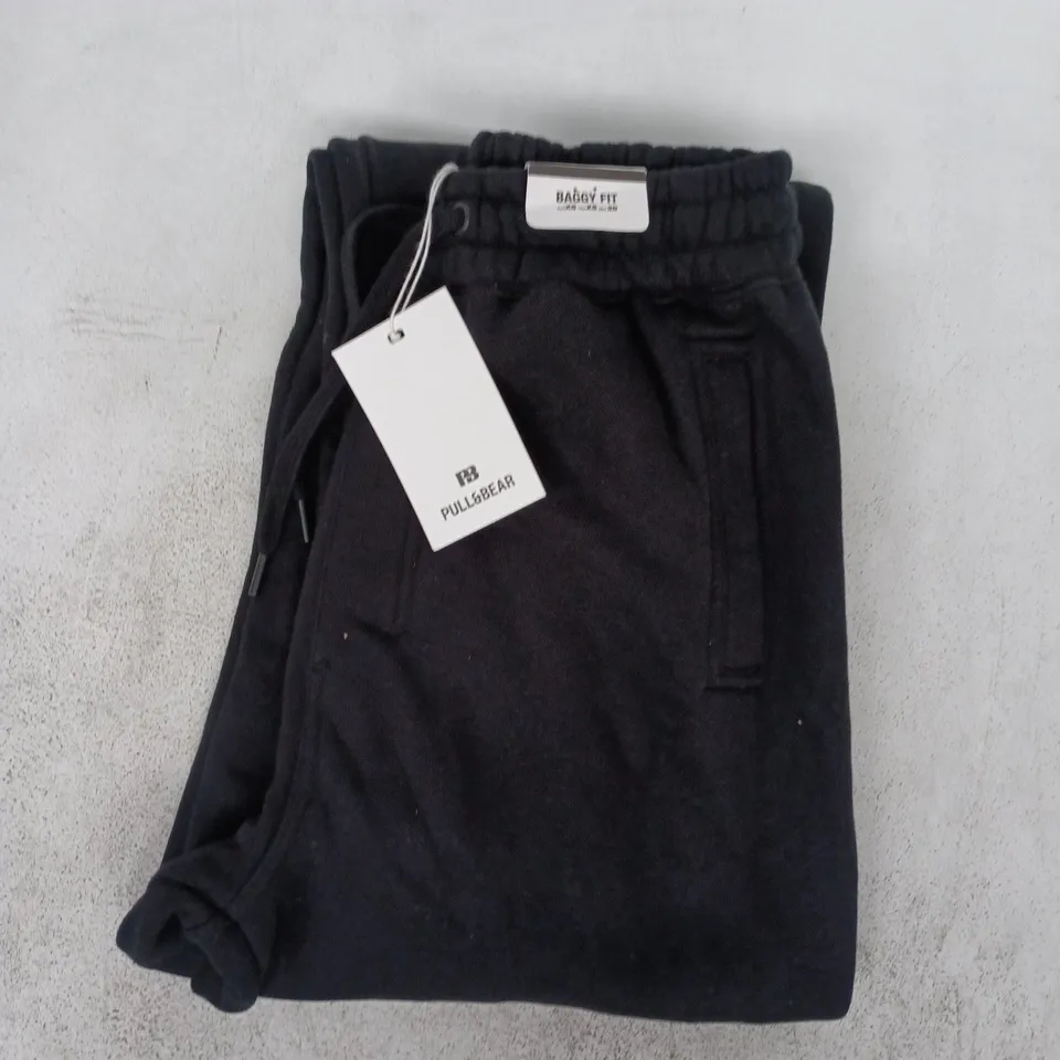 PULL & BEAR BAGGY FIT SWEATPANTS IN BLACK SIZE XS