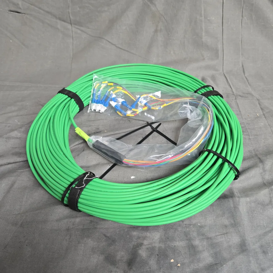 OPTICAL FIBRE CABLE IN GREEN