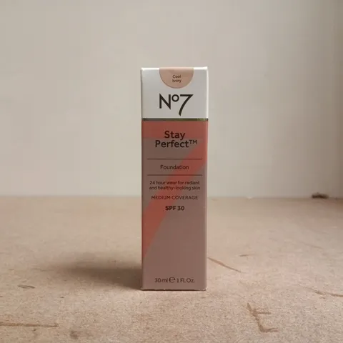 NO7 STAY PERFECT FOUNDATION - COOL IVORY (30ML)