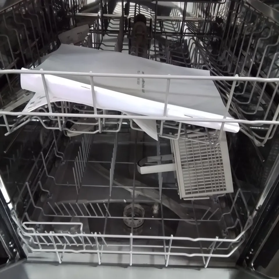 COMFEE FULLY INTEGRATED DISHWASHER IN WHITE - (BD1215PW)