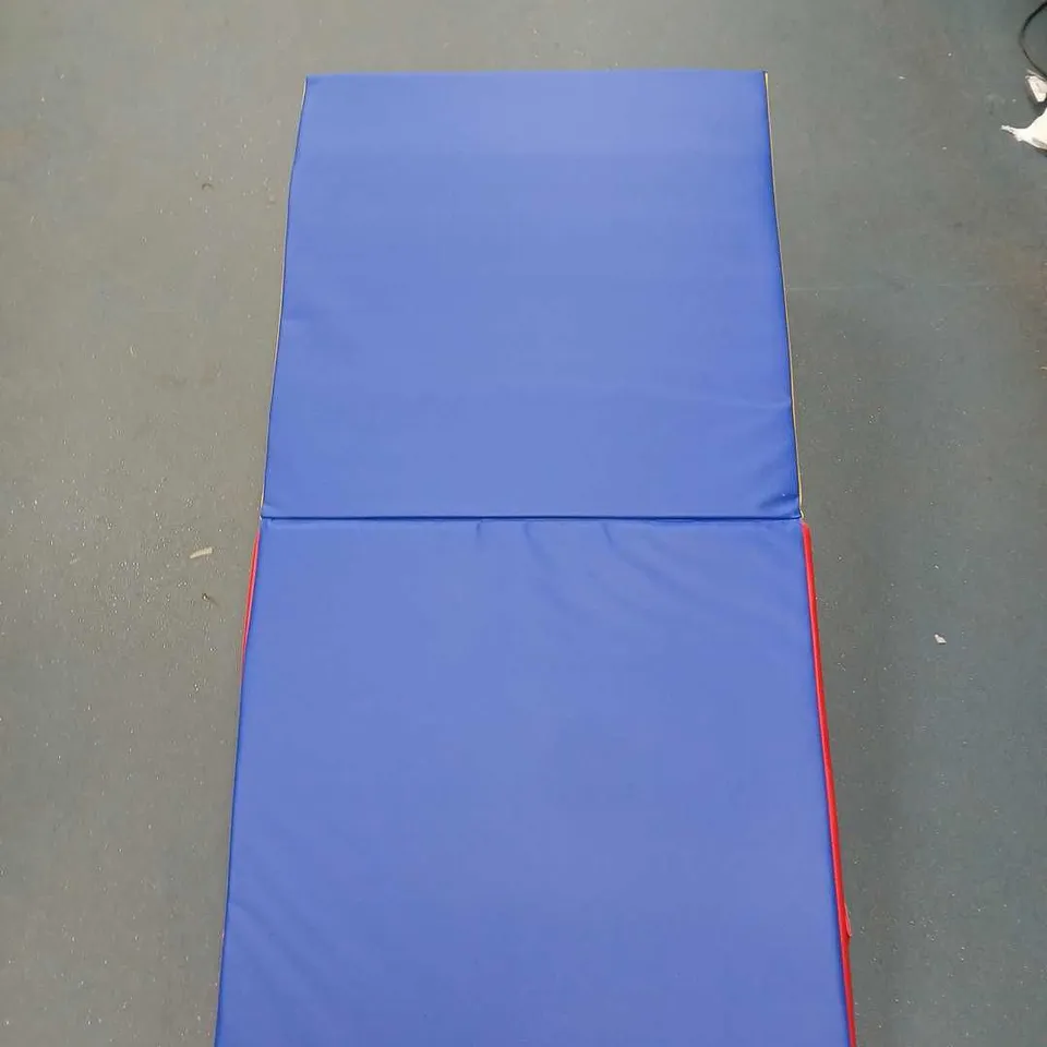 KIDS GYMNASTICS CUBE/RAMP - COLLECTION ONLY