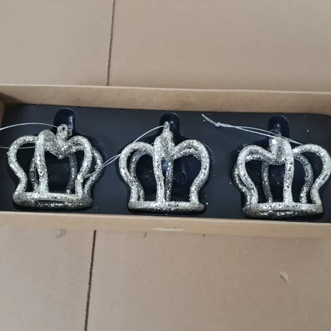 LOT OF 8 BRAND NEW 3-PIECE CROWN HANGING ORNAMENTS SETS