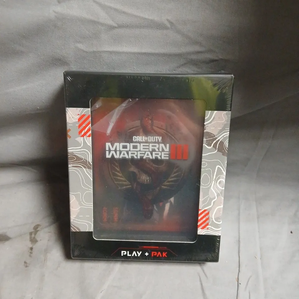 CALL OF DUTY: MODERN WARFARE III – BOXED PLAY + PAK