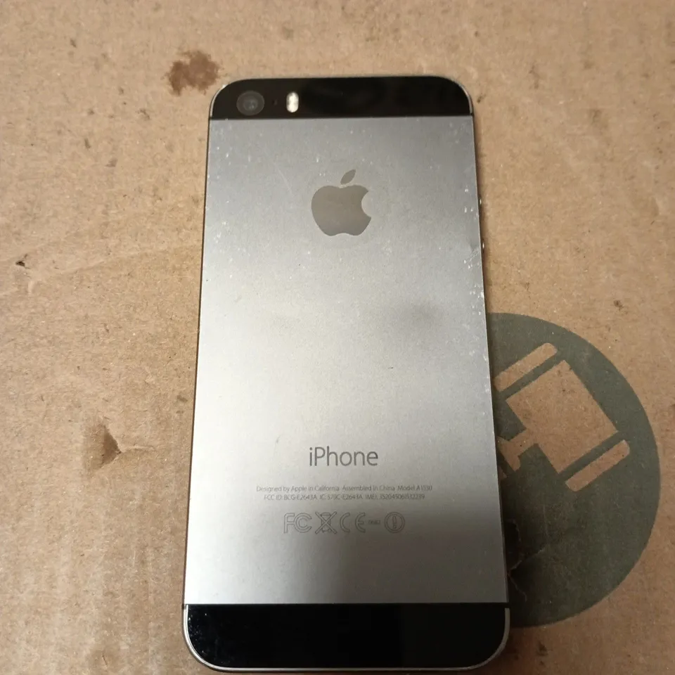 APPLE IPHONE 5S (A1530)