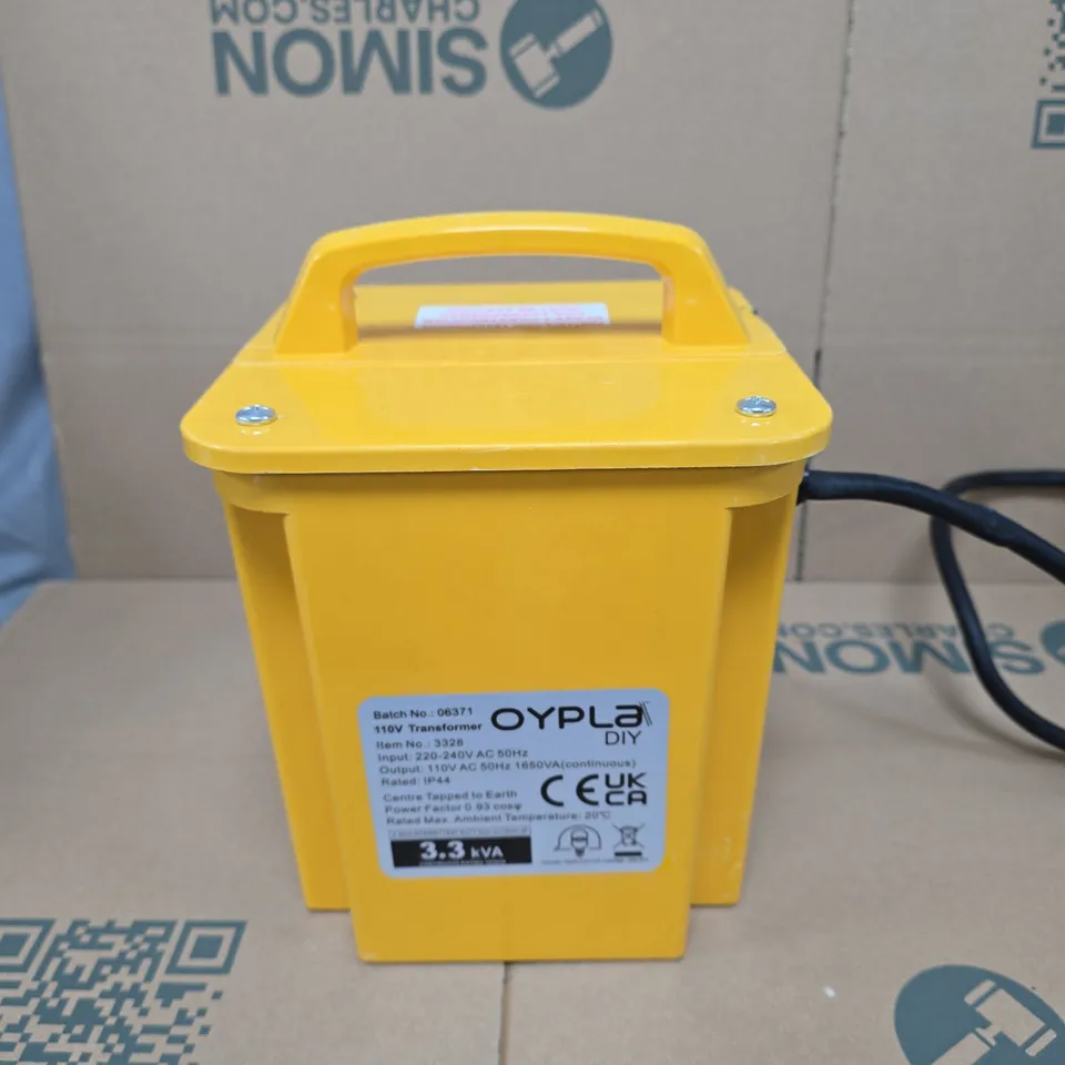 OYPLA DIY PORTABLE 110V TRANSFORMER 3.3KVA WITH 2X 110V OUTLETS – YELLOW