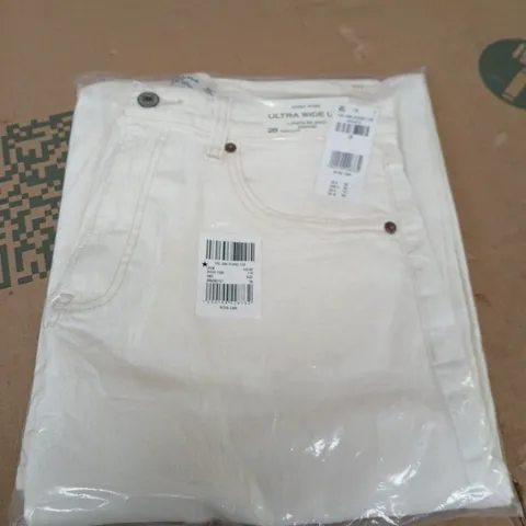 ABERCROMBIE & FITCH HIGH RISE ULTRA WIDE LEG LINEN-BLEND DENIM JEANS – WHITE, 28 REGULAR