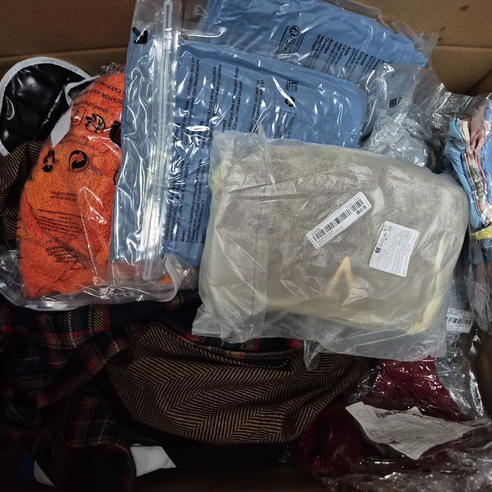 APPROXIMATELY 30 ASSORTED CLOTHING ITEMS IN VARIOUS SIZES, STYLES & COLOURS TO INCLUDE BRANDS SUCH AS NEVER FULLY DRESSED, BODEN, HOT MVP, ETC - COLLECTION ONLY