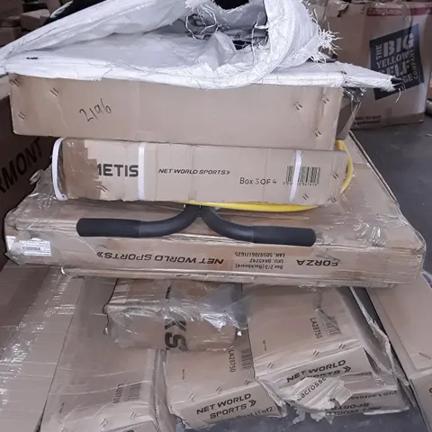 PALLET OF ASSORTED SPORTING ITEM PARTS TO INCLUDE BACK BOARD, LACROSSE GOAL AND UMPIRES CHAIR