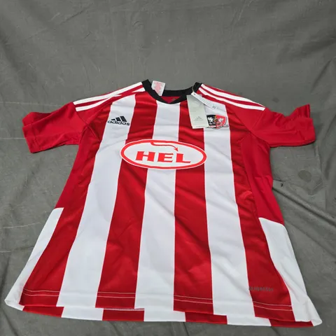ADIDAS YOUTH EXETER CITY FC JERSEY IN RED/WHITE SIZE 13/14YRS