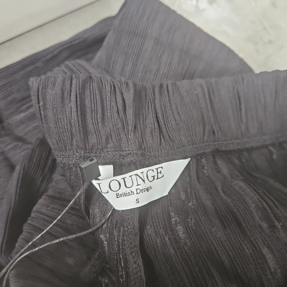LOUNGE BLACK WOMEN'S PYJAMA TOP+ PANTS  – UK SIZE S