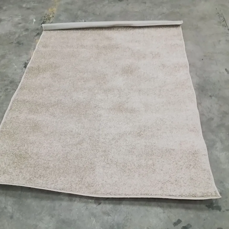 QUALITY DESIGNER AREA RUG - APPROXIMATELY 160X120CM