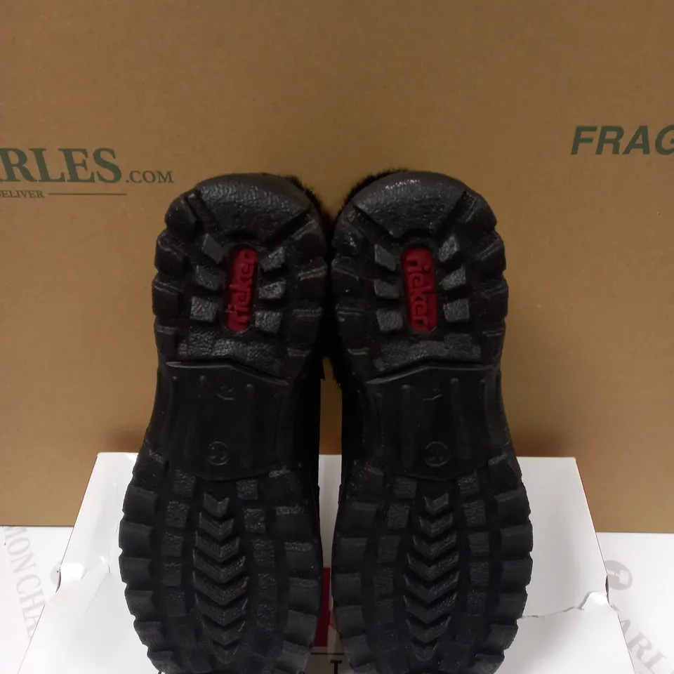 RIEKER CUFF ANKLE BOOTS BLACK - SIZE 6.5