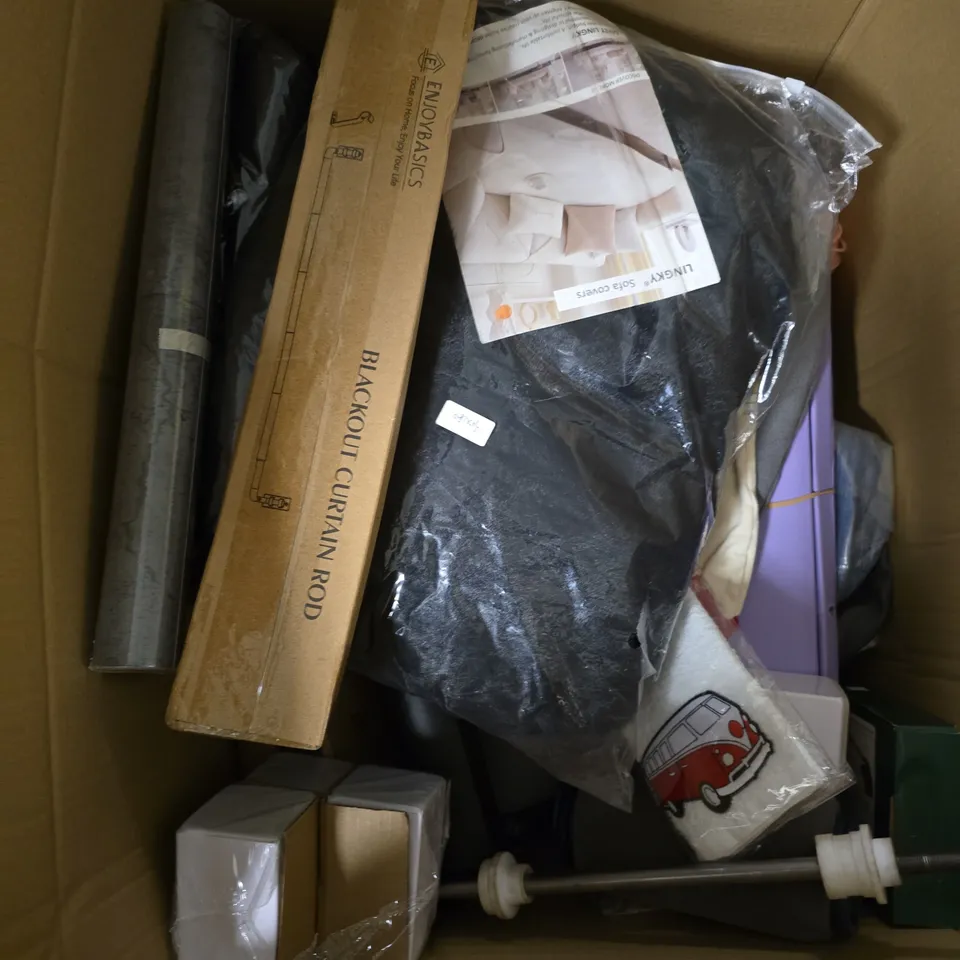 BOX OF APPROXIMATELY 12 ASSORTED HOUSEHOLD ITEMS TO INCLUDE - DREW&COLE CLEVER MICRO TOASTIE - DK YARN - CAT PRINT PAPER ROLL - ETC