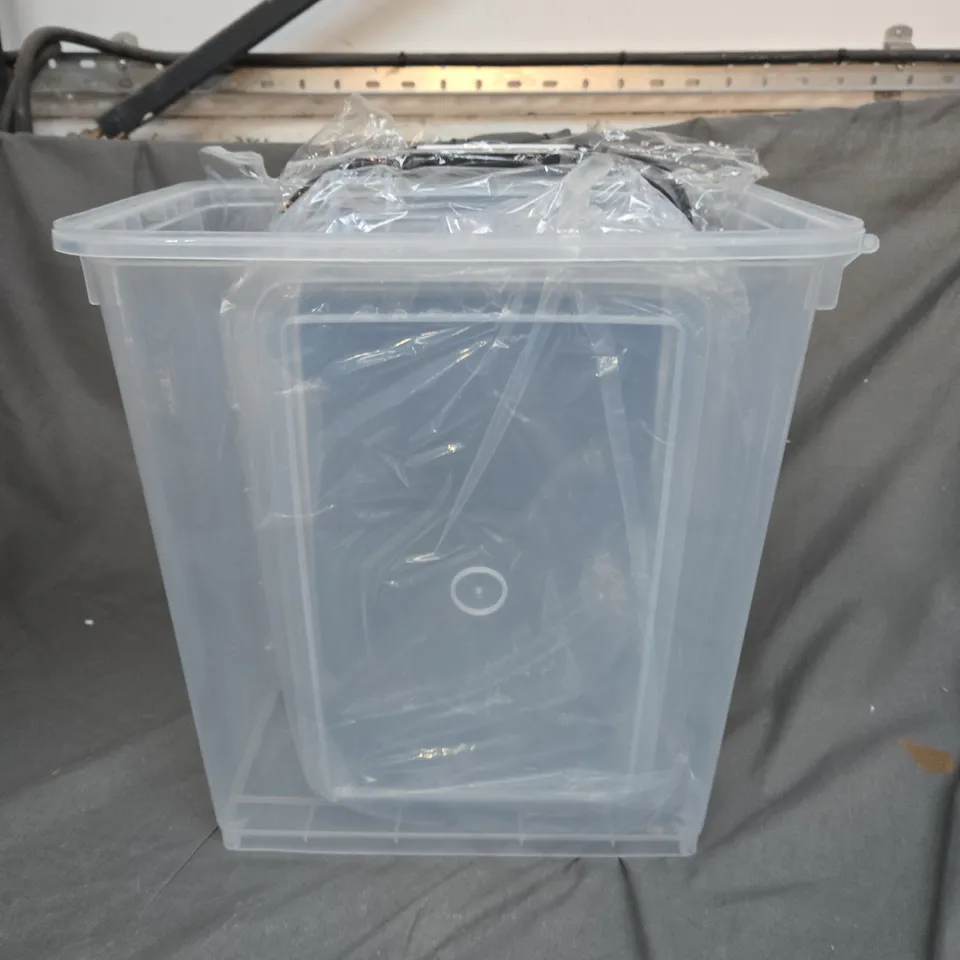 PLASTIC PET FOOD STORAGE BOX