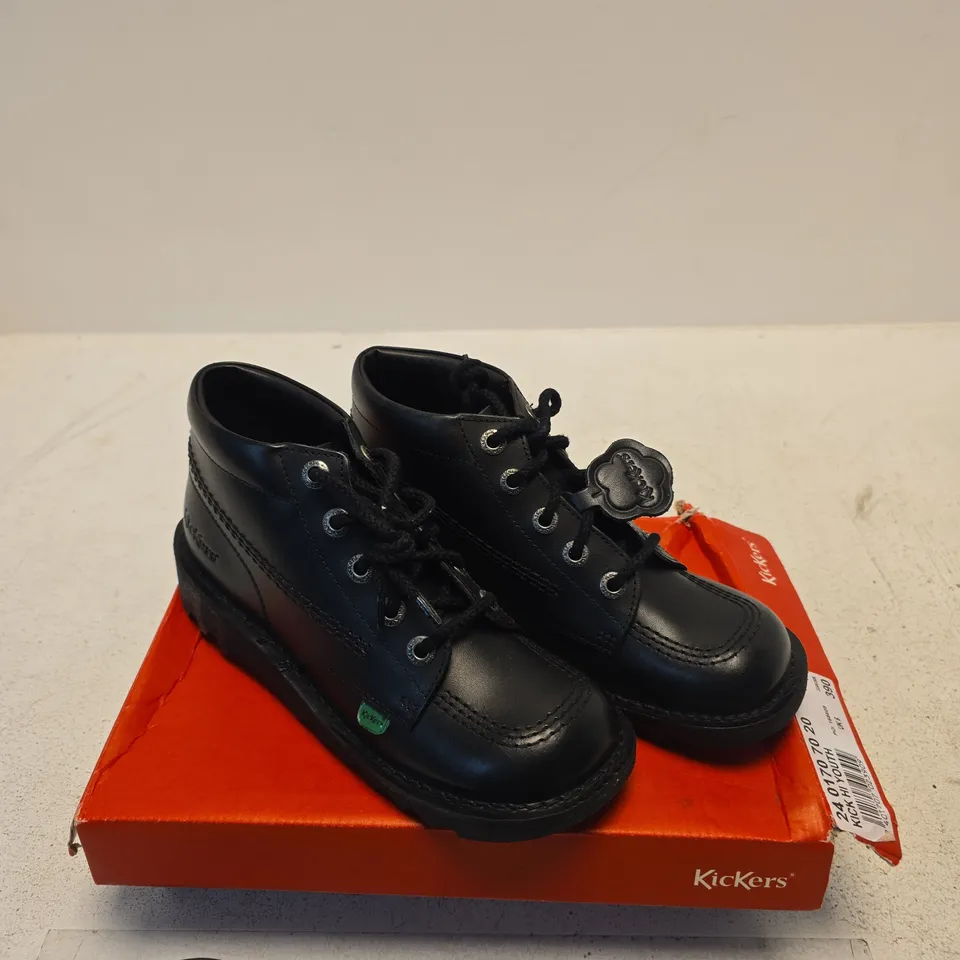 KICKERS KICK HI YOUTH BOOTS – BLACK, UK 6