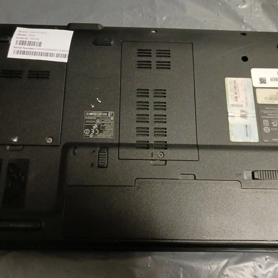 EMACHINES E525 LAPTOP