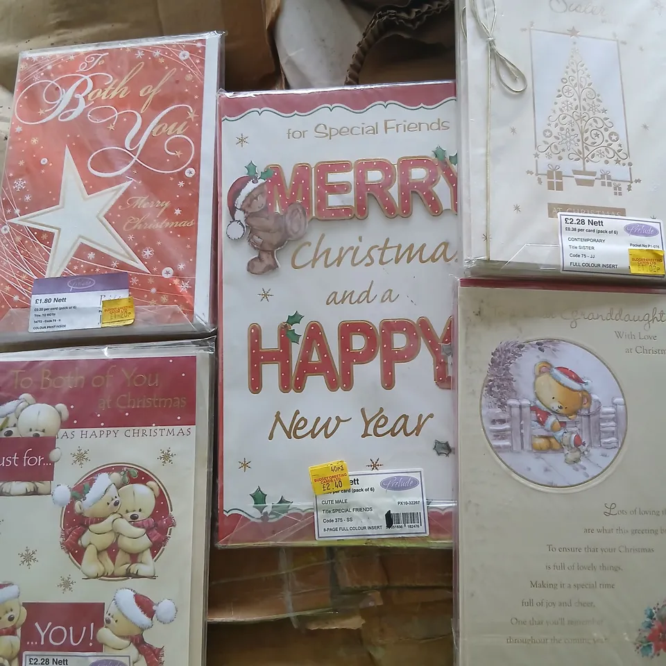 LARGE PALLET OF ASSORTED GREETINGS CARDS