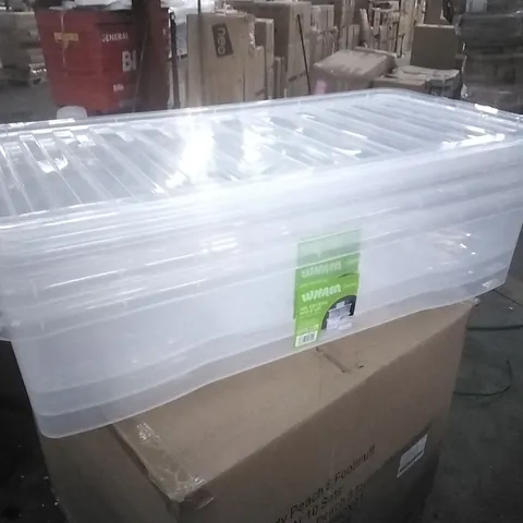 BOX CONTAINING 3 WHAM 42L CRYSTAL BOXES WITH LIDS