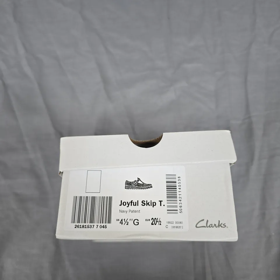 CLARKS JOYFUL SKIP T. NAVY PATENT KIDS' SHOES – UK 4½ (EU 20½)
