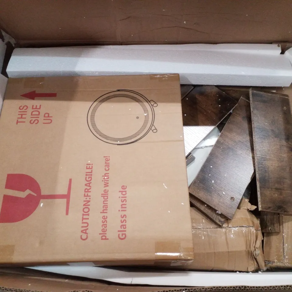 BOXED VANITY DESK SET 