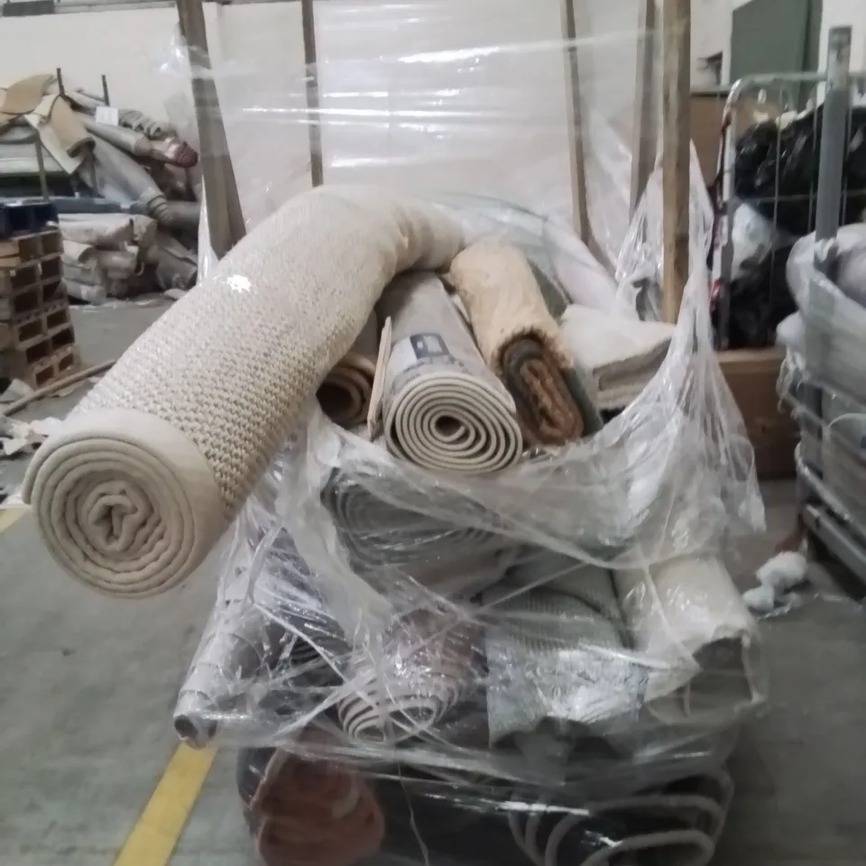 STILLAGE OF APPROXIMATELY 20 QUALITY DESIGNER RUGS
