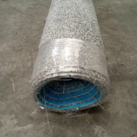 ROLL OF QUALITY ALASKA 681 GREY CARPET // APPROX SIZE; 1.6 x 5m