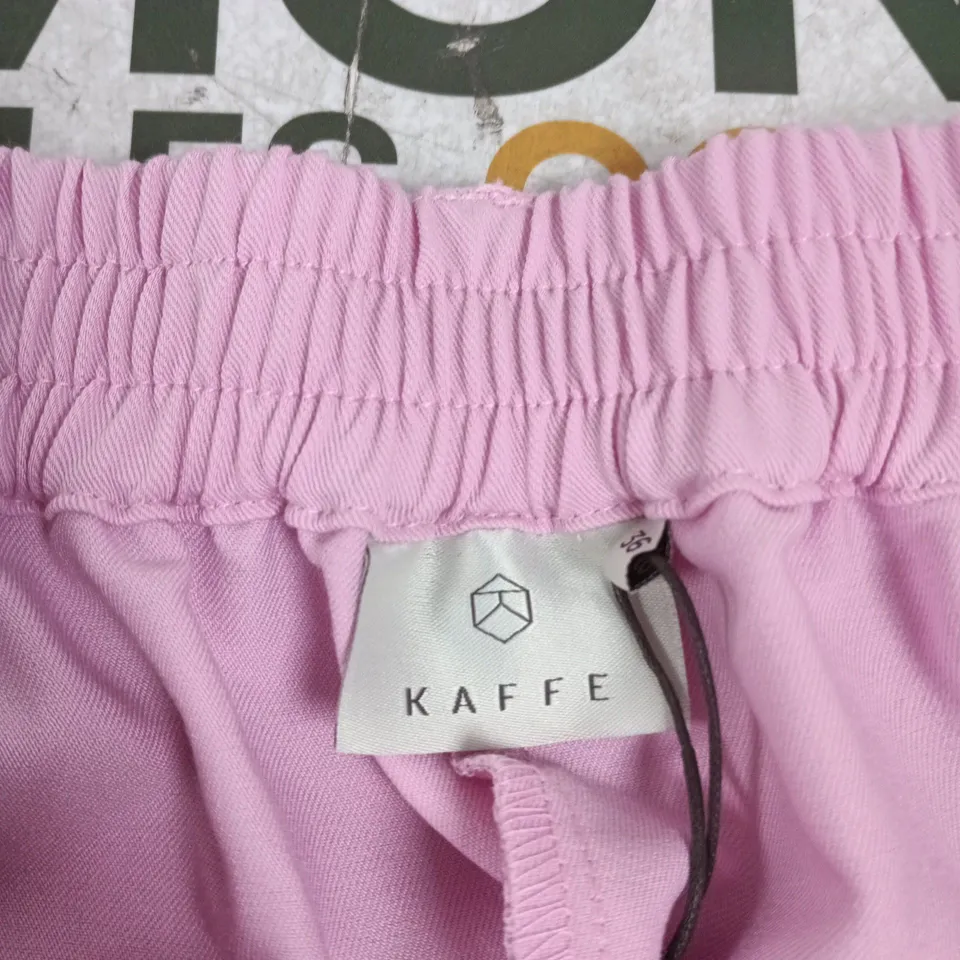 KAFFE KASAKURA HW CROPPED PANTS – PINK FROSTING, UK SIZE 36