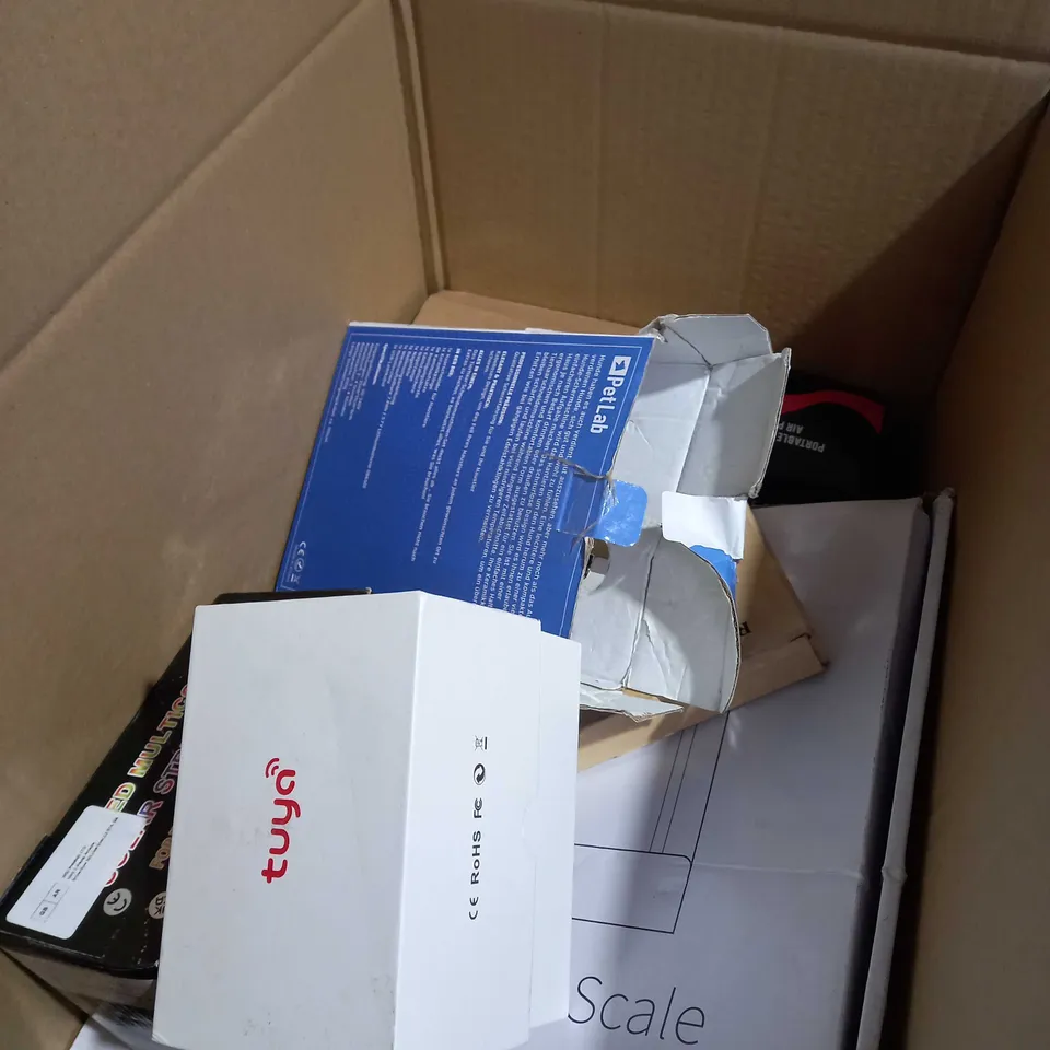 BOX OF APPROXIMATELY 5 ITEMS TO INCLUDE SCALES, ELECTRIC PUMP, RECHARGABLE BATTERY.