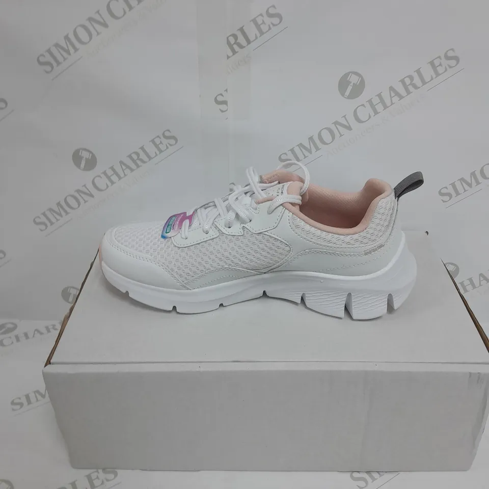 BOXED WHITE SKETCHERS SIZE 4